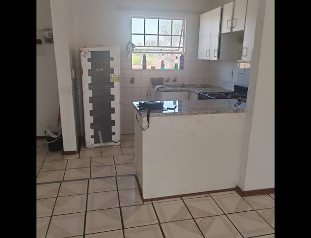 1 BEDROOM DUPLEX TO LET IN DIE HOEWES